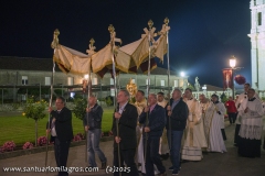 Adoración a Jesús Sacramentado